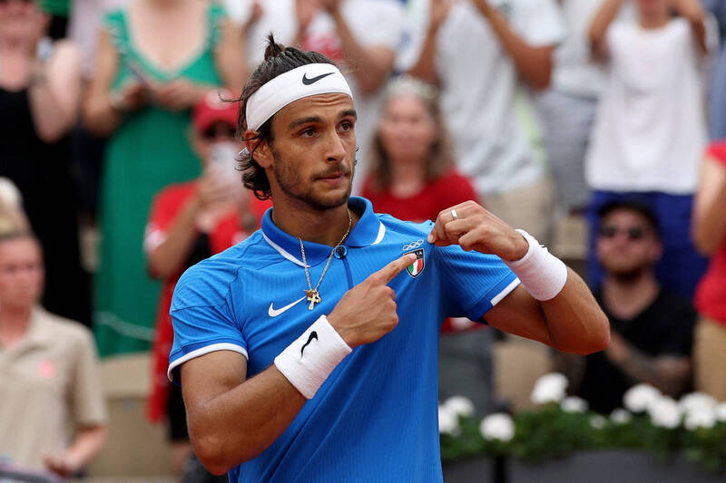 美国网球队力克意大利网球队，兹维列夫打破历史纪录的简单介绍